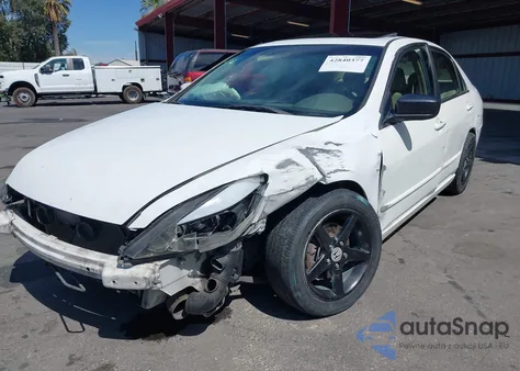 2003 Honda Accord 3.0 Ex z USA, uszkodzony, nr VIN 1HGCM66553A062386